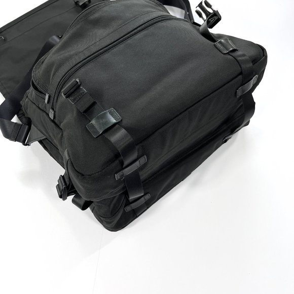 TUMI Alpha Expandable Travel Messenger Bag Black Crossbody Laptop Briefcase - Picture 8 of 16
